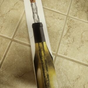 Corkcicle  Bottle Chiller Stopper /cork